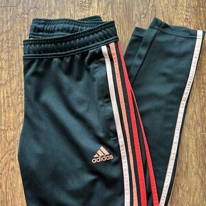 Adidas Women’s Climacool UK S (8-9); US Small